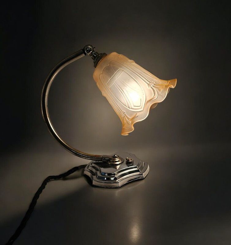 Art Deco 1930s Swan Neck Table Lamp Chrome With Iconic Glass Shade