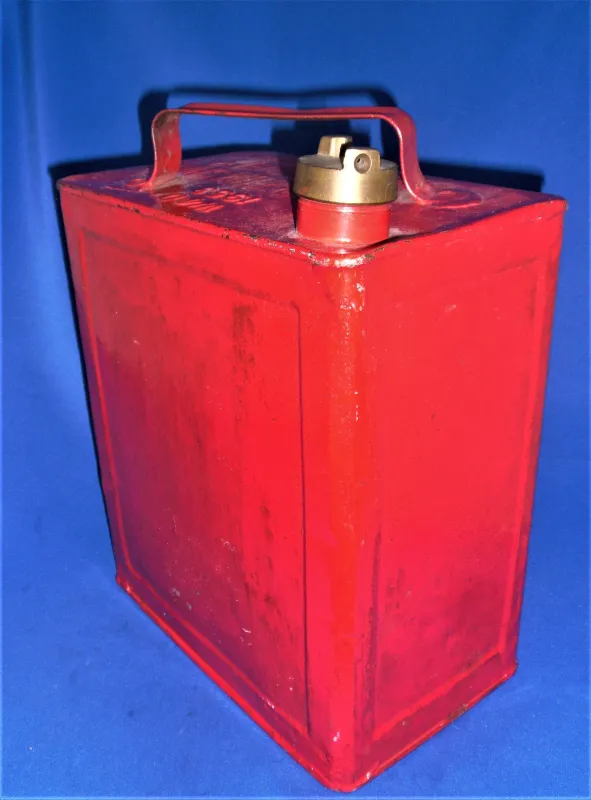 Petrol Can Fuel Tin Jerry Can British Army War Department 1953 WD W /I\ D With Crows Foot Marking Militaria