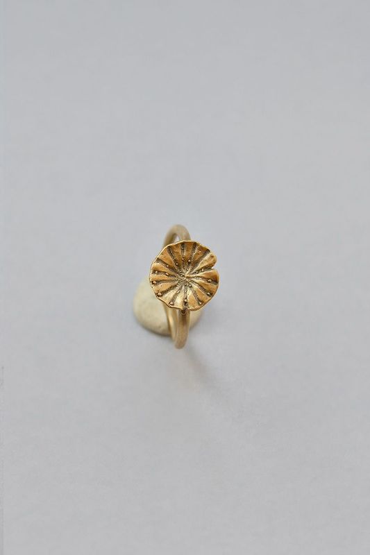 "Demetra" anello