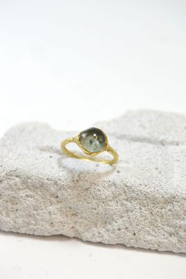 Anello con perla di vetro a lume "water"