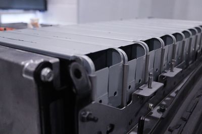 Operating Principles of Battery Management Systems (BMS)