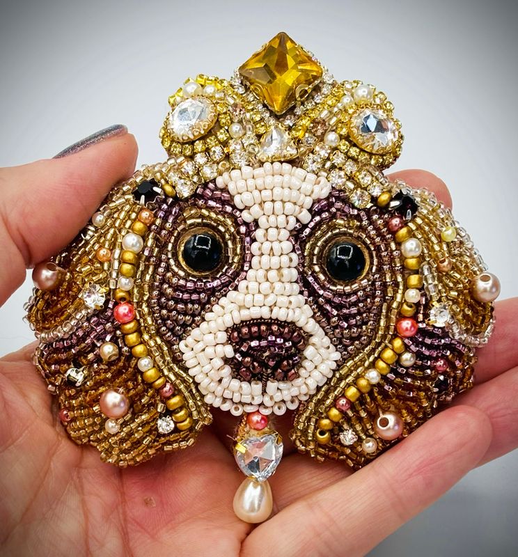 King Charles brooch, all gold and silver / Broche King Charles, toute d'or et d'argent