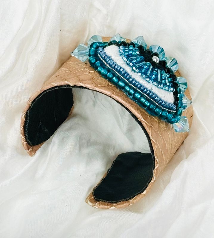 Serpentine Turquoise Eye