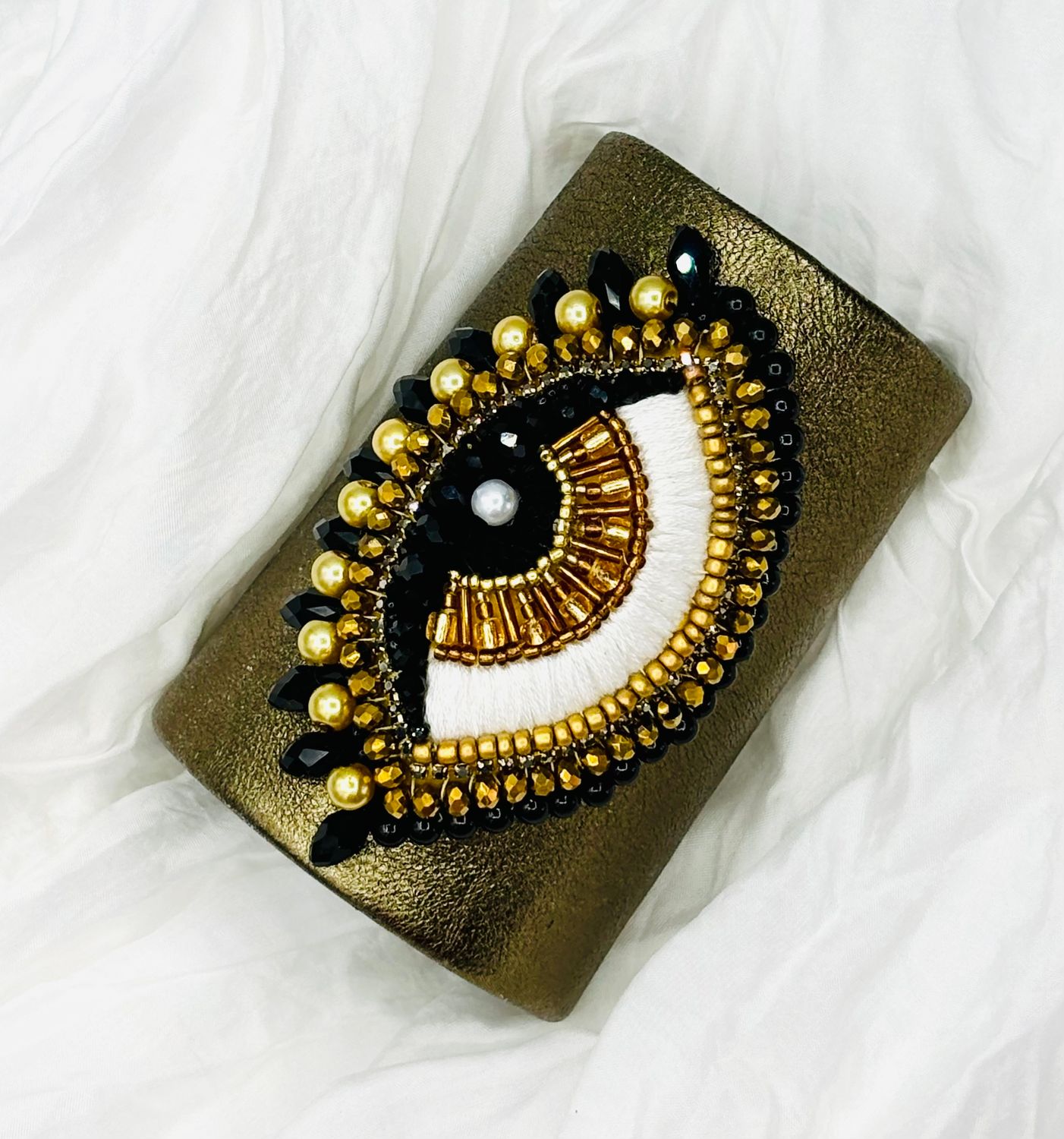 Big Golden Eye