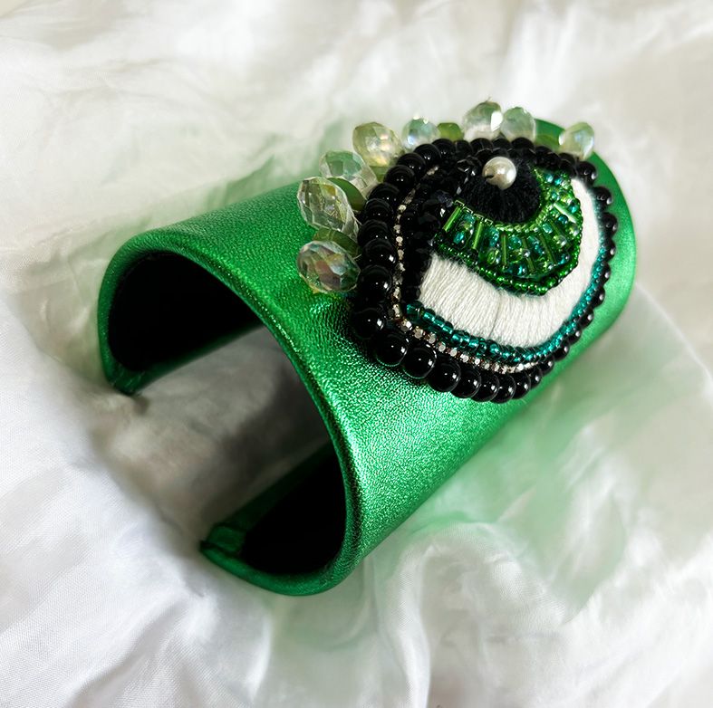 Big Emerald Eye