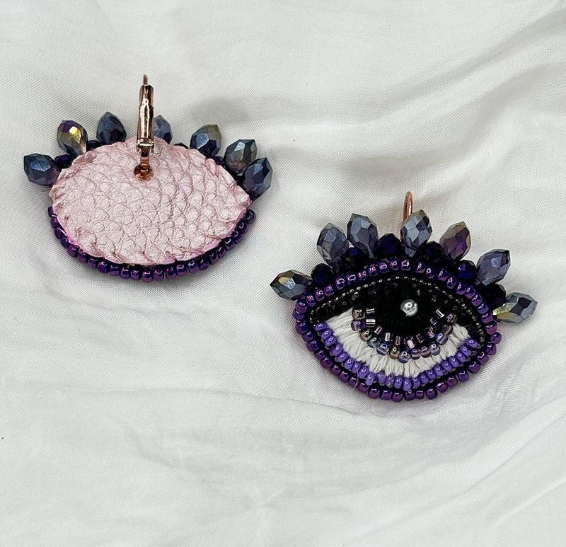Purple Eye earrings