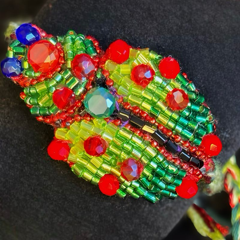 Emerald green, vibrant green and red