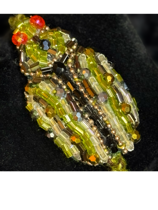 Kaki green, gold and pearly white
