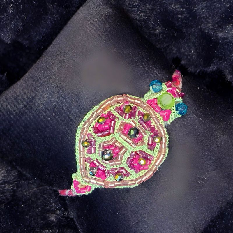 Light green, rose gold and champagne