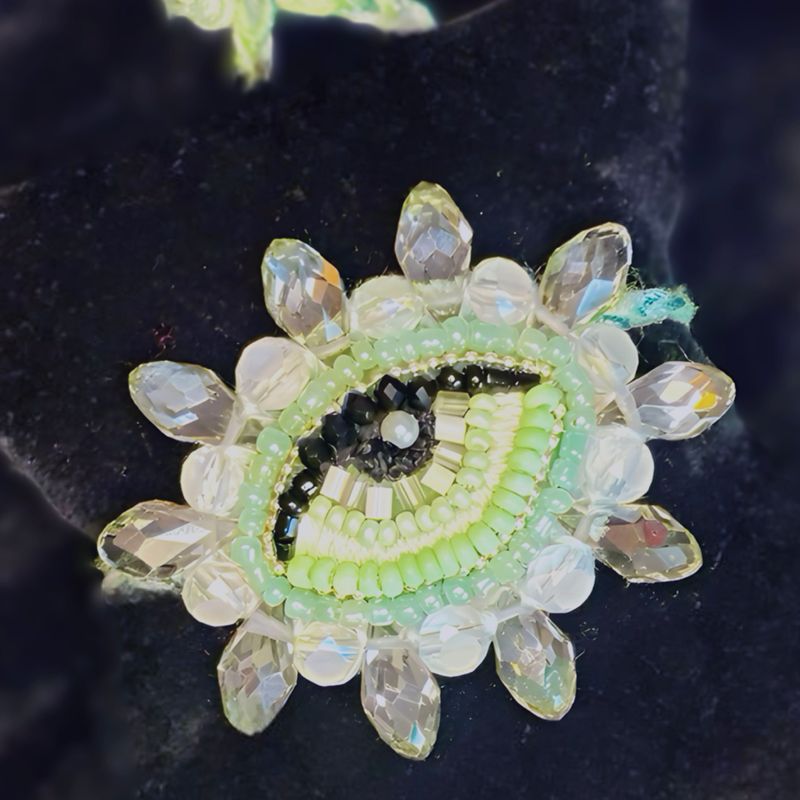 Light green and grey Eye