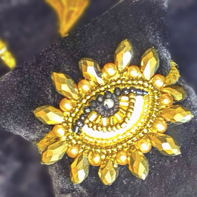 Gold Eye