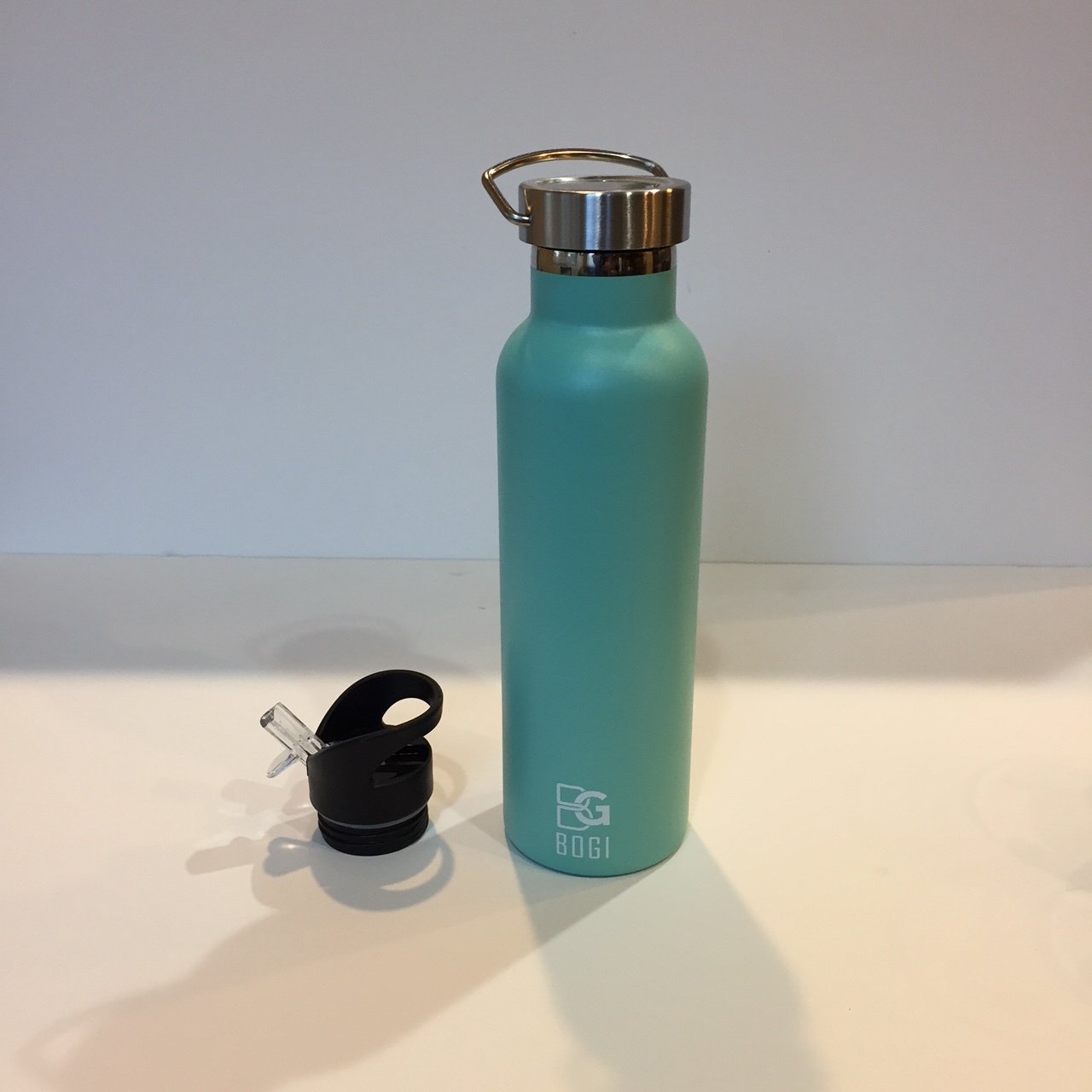 BOGI 20oz Water Bottle Aqua Blue