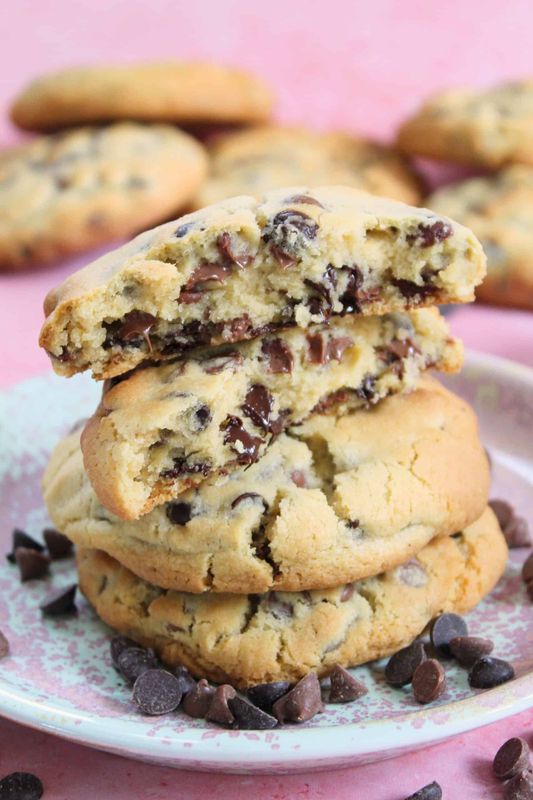 COOKIES &amp; SLICES