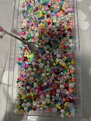 Bead Confetti (1 bag)