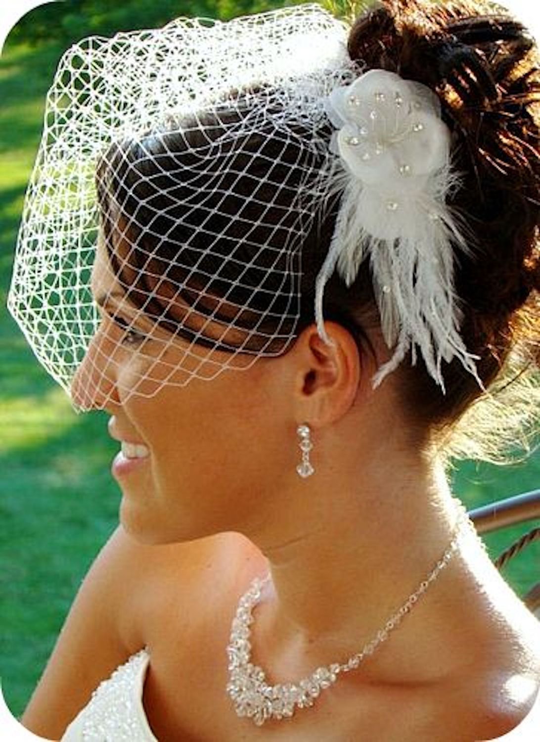 Elegant Floral Feather Pearl Hair Fascinator