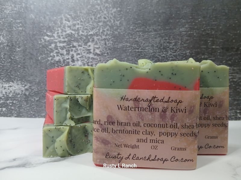 Watermelon &amp; Kiwi  ( With poppy seeds )