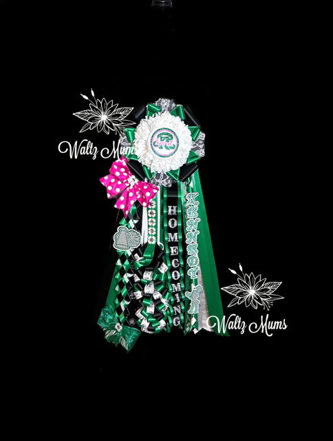 Classic Homecoming Mum