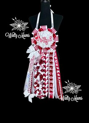 Classic Homecoming Mum