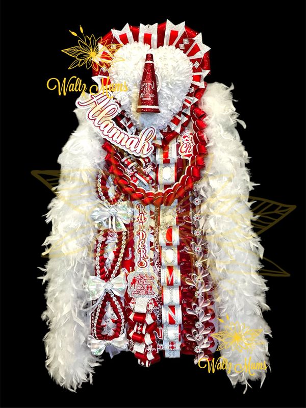 Heart Shaped Homecoming Mum