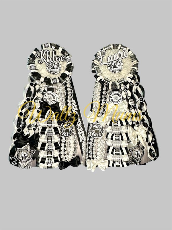 Petite Homecoming Mum