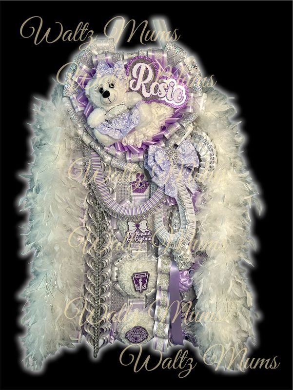 Heart Shaped Homecoming Mum