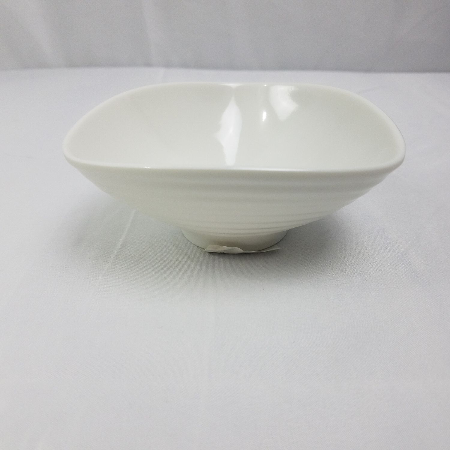 MERAMINNE BOWL WHT (288/24)