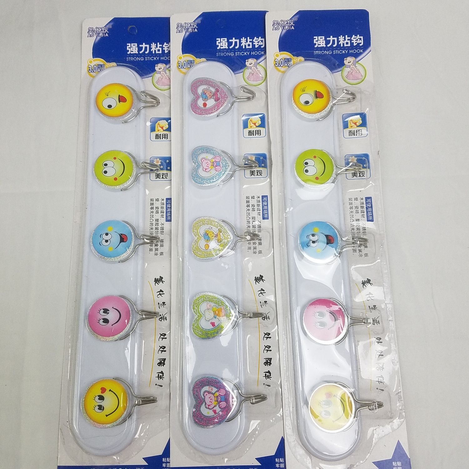  Strong Sticky Hook Heart  ($065/unit) (36units/order)