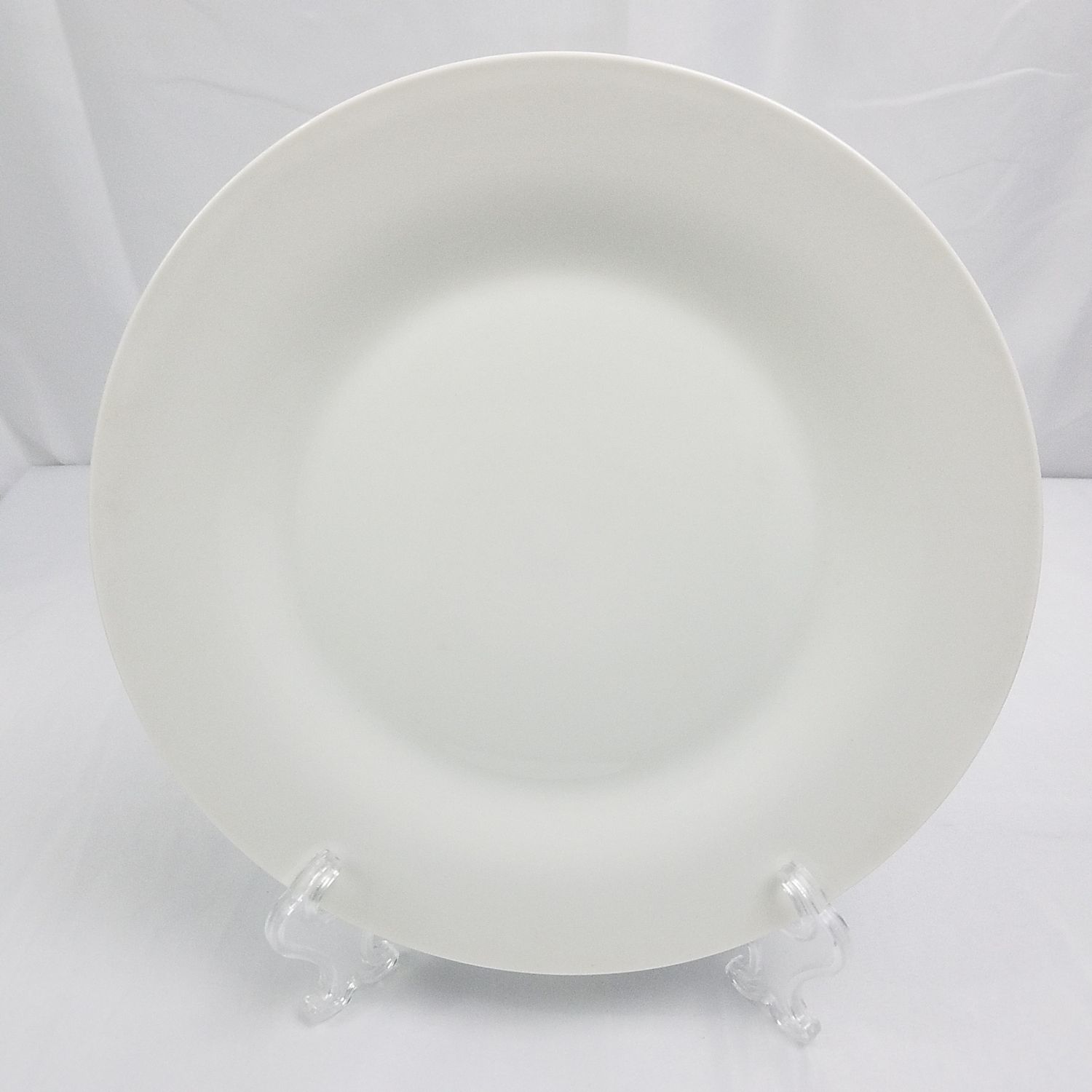 Ceramic Plate 9” White ($0.85/unit) (24units/order)