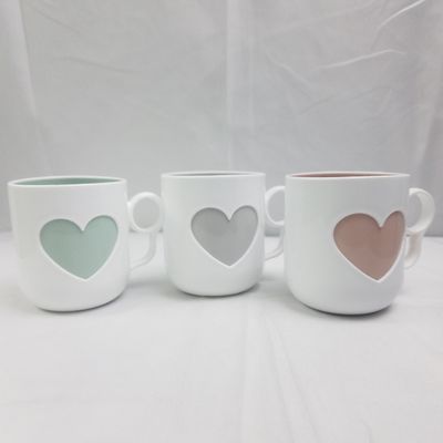 Heavy  Pvc Cup w- Handle  3 Colors  ($0.75/unit) (24unit/order)