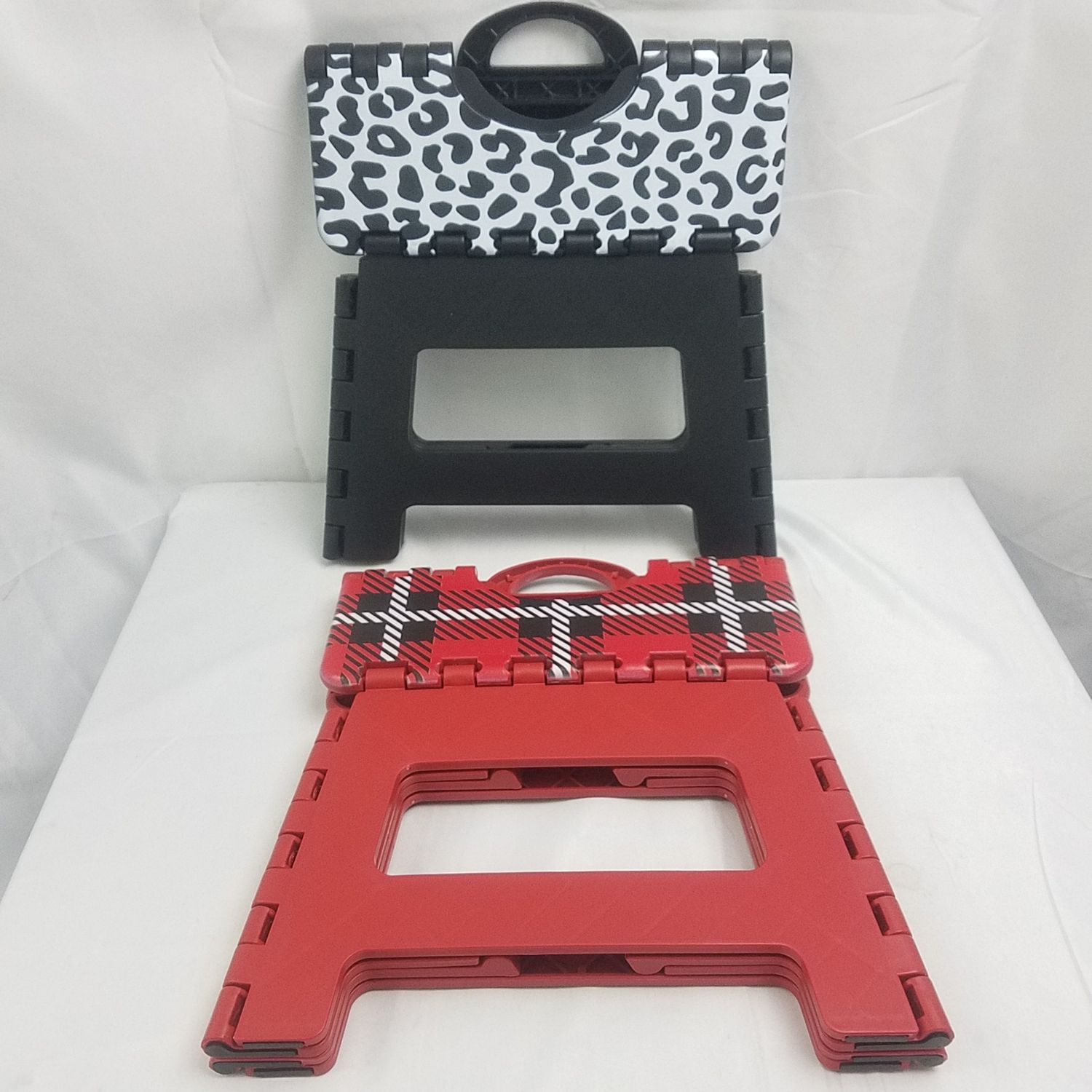 Pvc Step  Stool  / Asst  Design (S) ($4.10/unit) (12units/order)