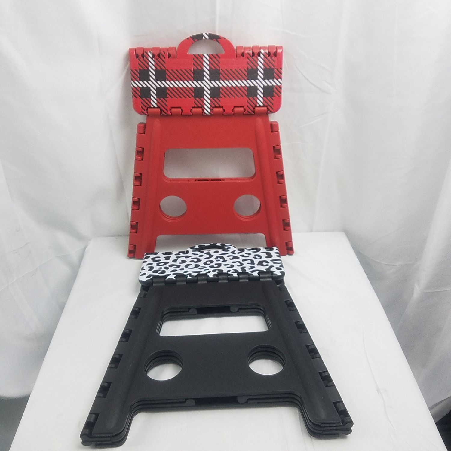 Pvc  Step Stool/ Asst Design (L) ($5.40/unit)  (12unit/order)