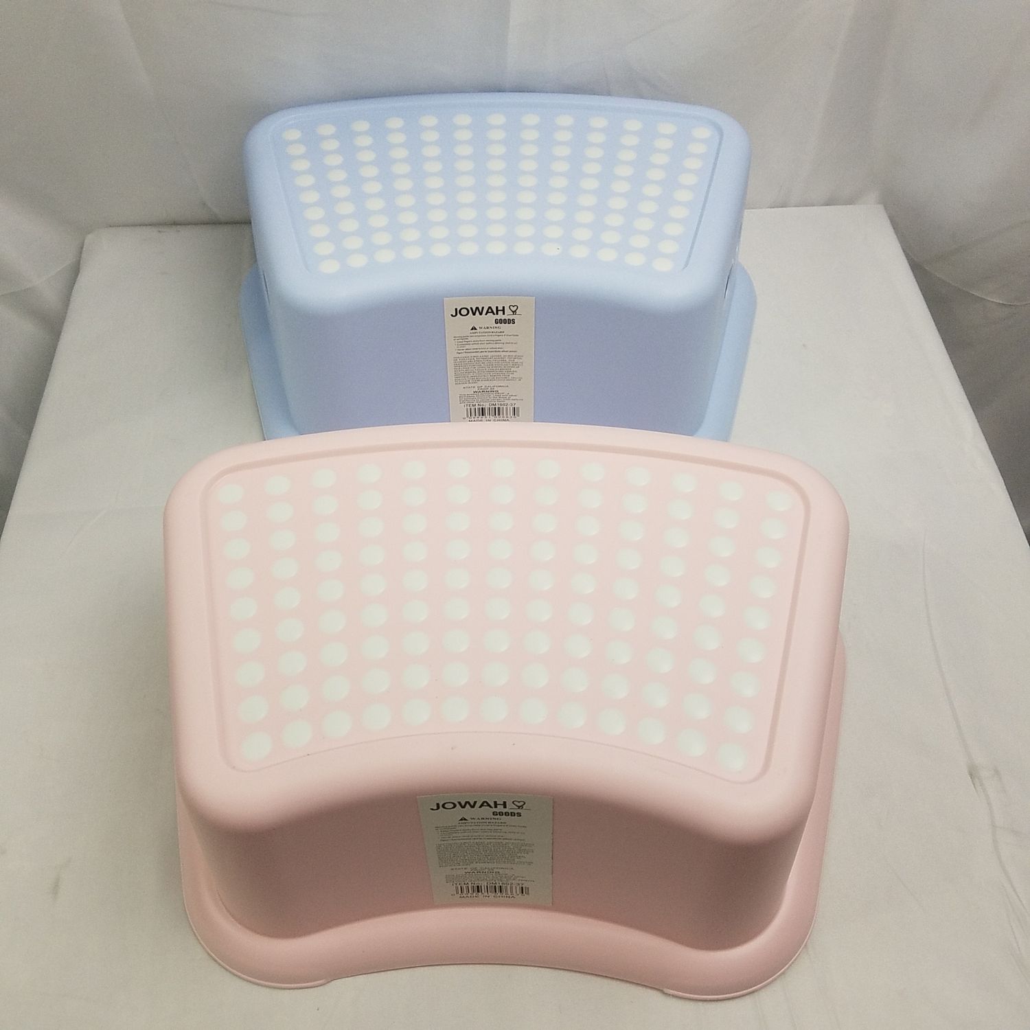 Pvc Stool w/Dot / 4 Clrs ($3.00/unit) (24units/order)