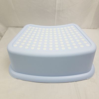 Pvc Stool w/Dot / 4 Clrs ($3.00/unit) (24units/order)