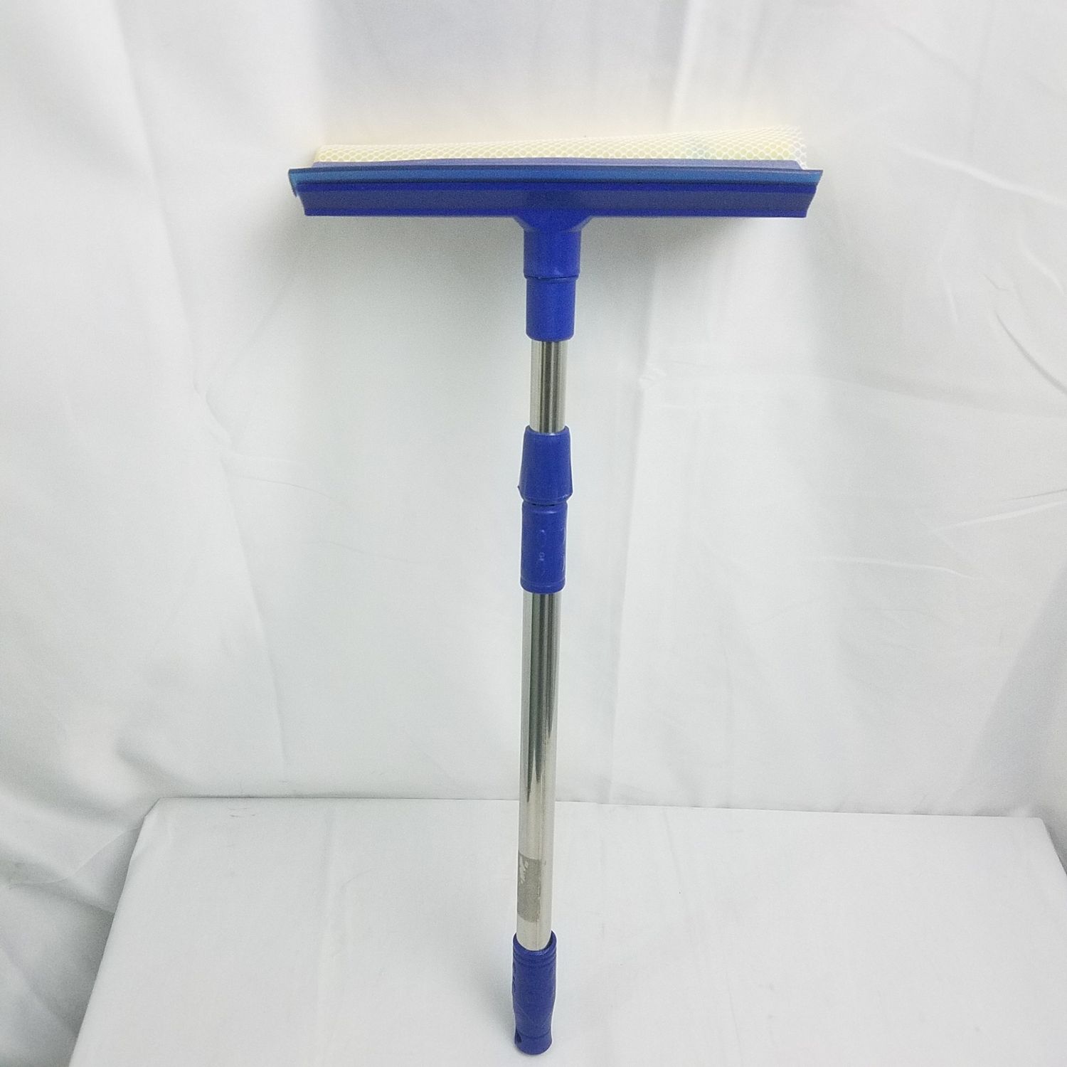 Car Window Wiper  ($0.85/unit) (48unit/0rder)