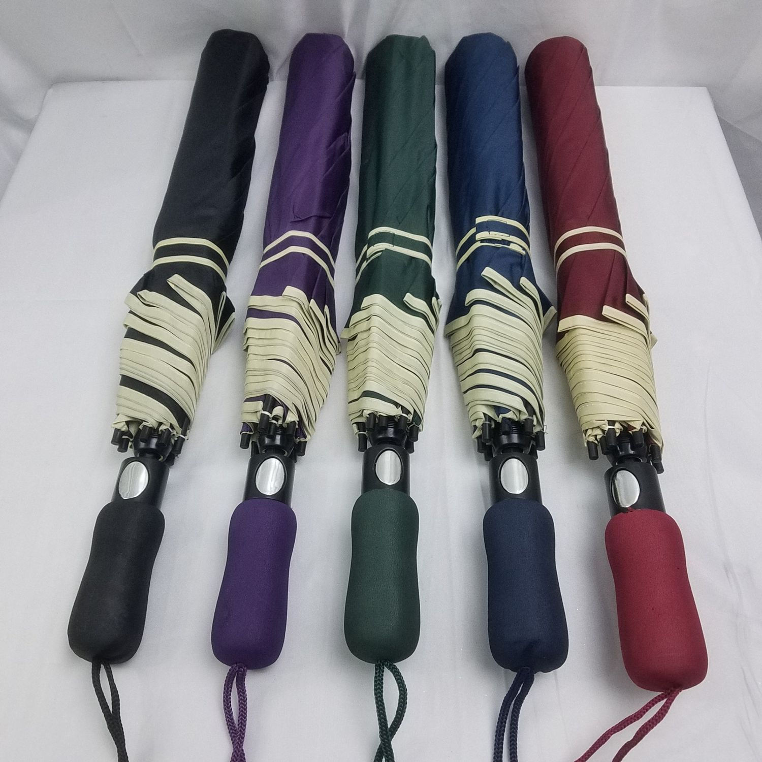 Three Fold Umbrella Asst Clr ($4.25/unit) (12units/order)