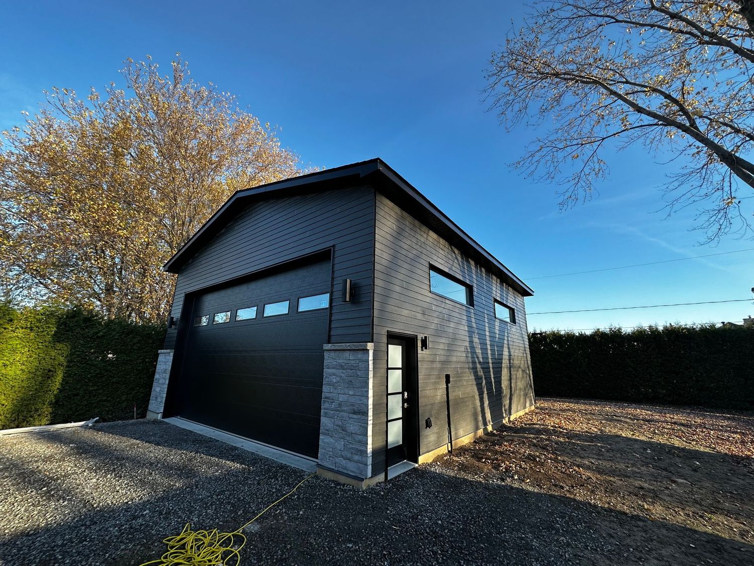 GARAGE DE BANLIEUE