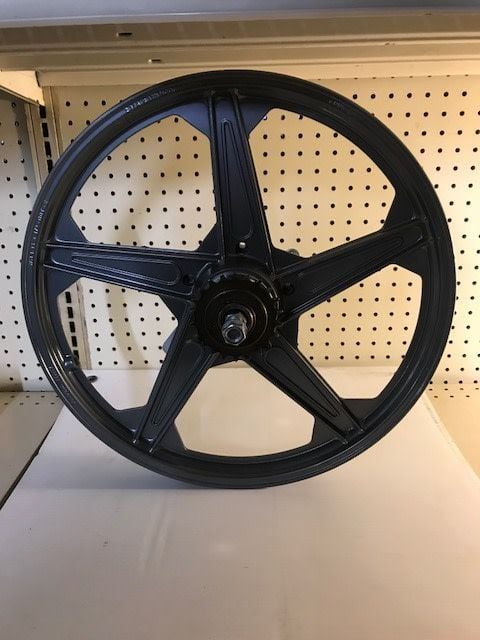 Rear Wheel Naked, Passenger Side