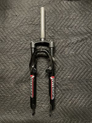 Vitesse 29” 1 1/8&quot; Threadless Suspension Bicycle Fork 7 3/4” Steer Tube (Black &amp; Red)