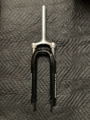 Zoom 26” x 1 1/8” Threadless Offroad Suspension Bicycle Fork (Black)