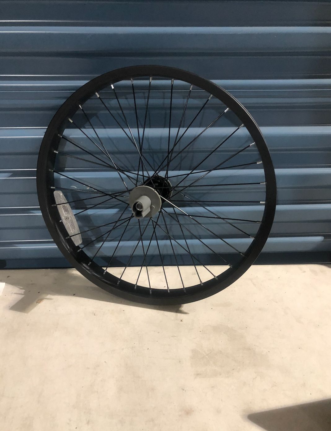 20&quot; Front Wheel / Aluminum (Black)