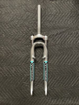 Vitesse 700C Threadless Suspension Fork 9” x 1 1/8&quot;Steer Tube (Silver and Teal)