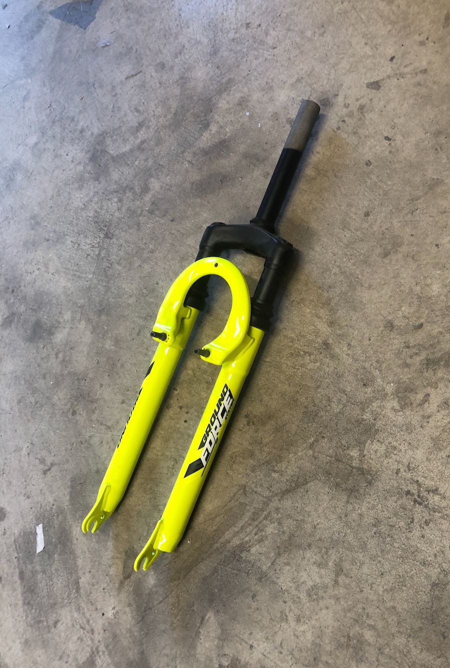 24&quot; Ground Force Suspension Bicycle Fork 1 1/8&quot; x 7&quot; Threadless (Yellow)