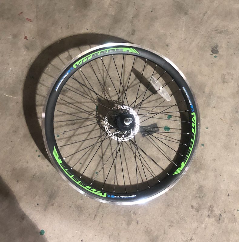 Vitesse bike wheels hotsell