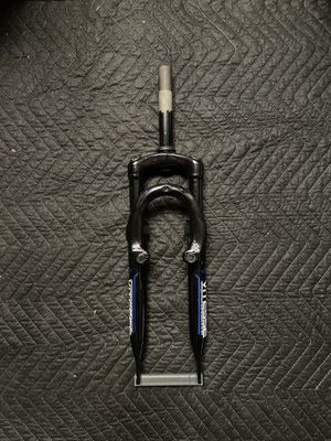 24&quot; Vitesse Threaded Suspension Fork 1&quot; x  5 3/4” Steer Tube (Black &amp; Blue)