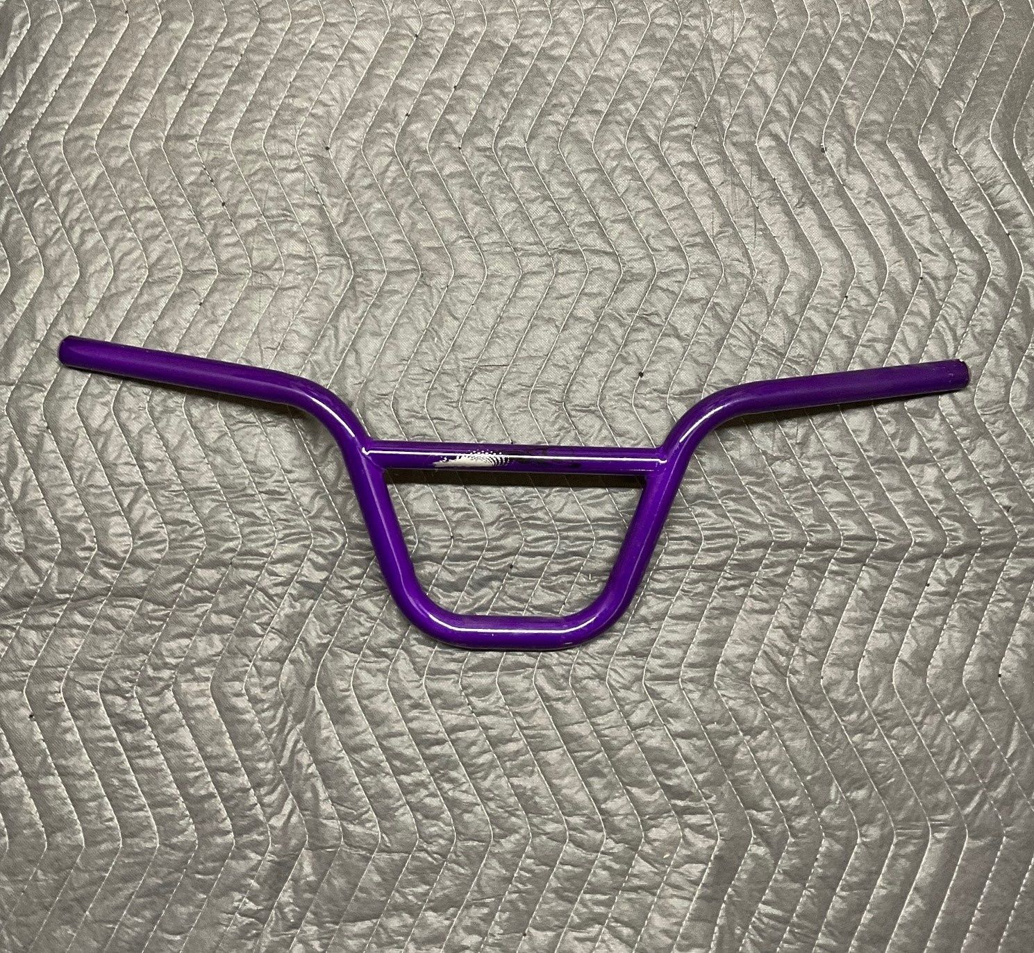 20&quot; Bicycle Handlebars (Purple w/ Silver Decal)