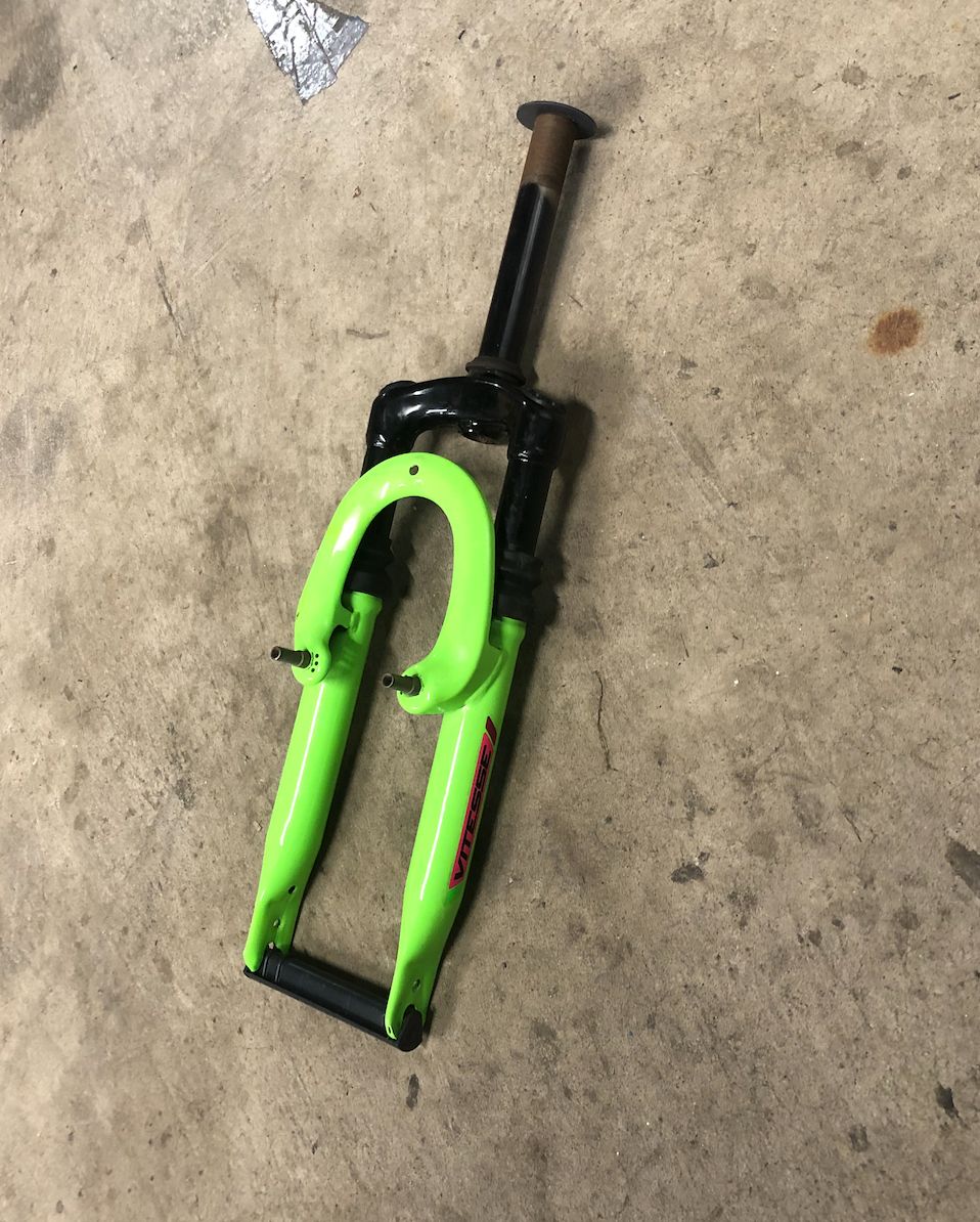 20" Vitesse Suspension Fork (Green)