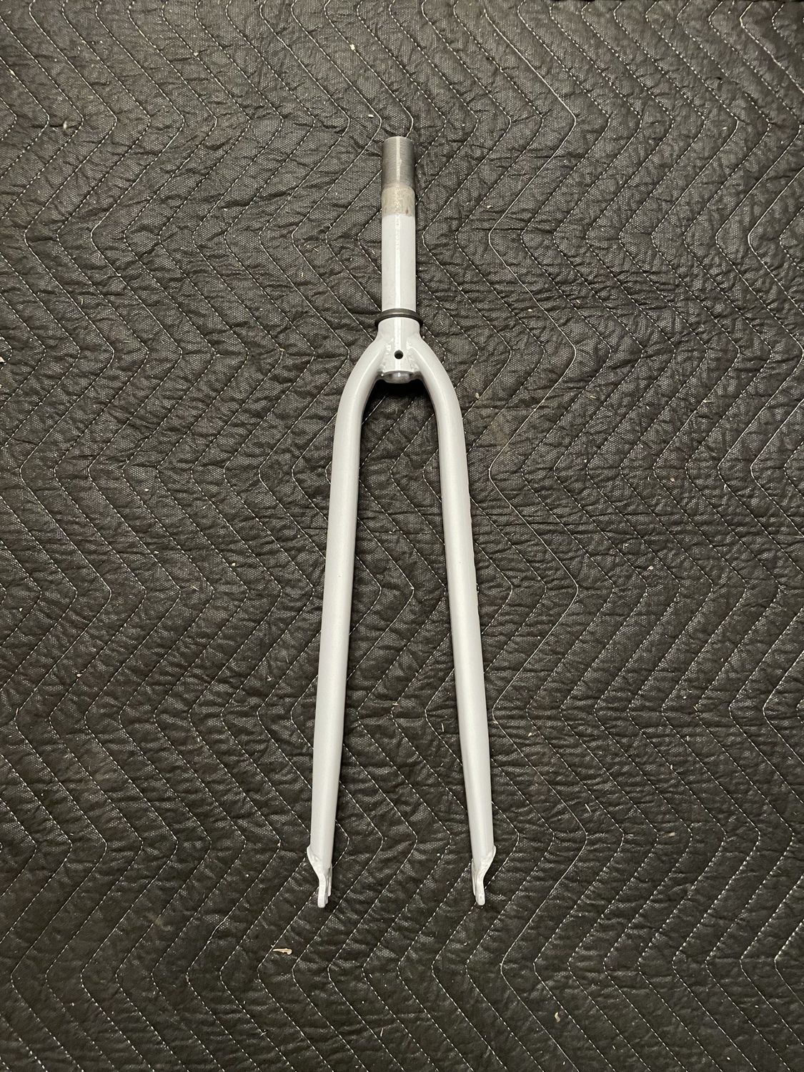 Kent 700C Threaded Hybrid Fork 1&quot; x 5 1/4” Steer Tube (White)