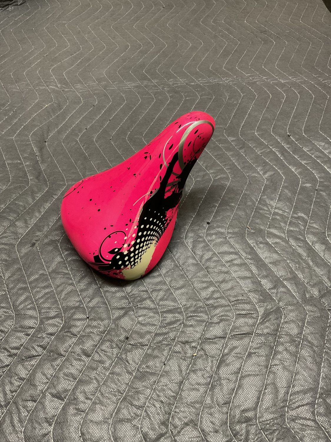 Children’s Bicycle Seat (Pink w/ Black Swirls)