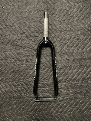 GMC 1&quot;x 6&quot; Threaded 24&quot; Rigid Bicycle Fork (Black/Red)