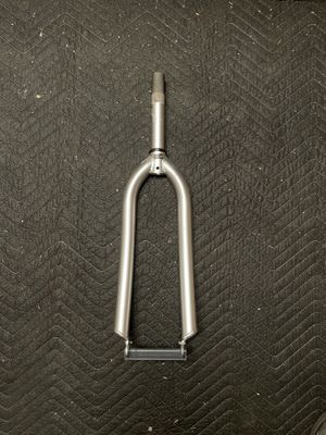 Kent 1 1/8” x 6 1/2” Threaded 26” Bicycle Fork (Silver)